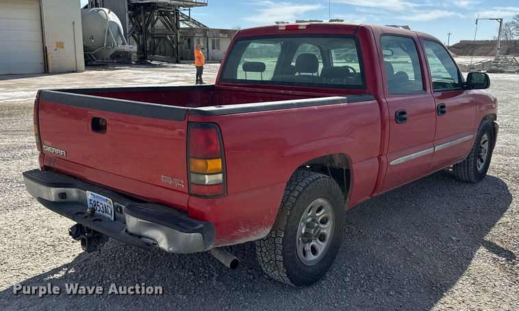 image for item NN9605 2007 GMC Sierra 1500 Crew Cab pickup truck