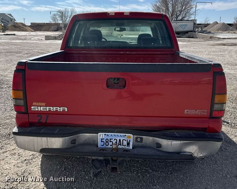 image for item NN9605 2007 GMC Sierra 1500 Crew Cab pickup truck