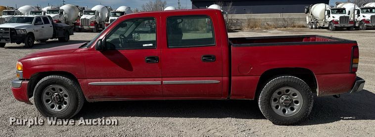 image for item NN9605 2007 GMC Sierra 1500 Crew Cab pickup truck
