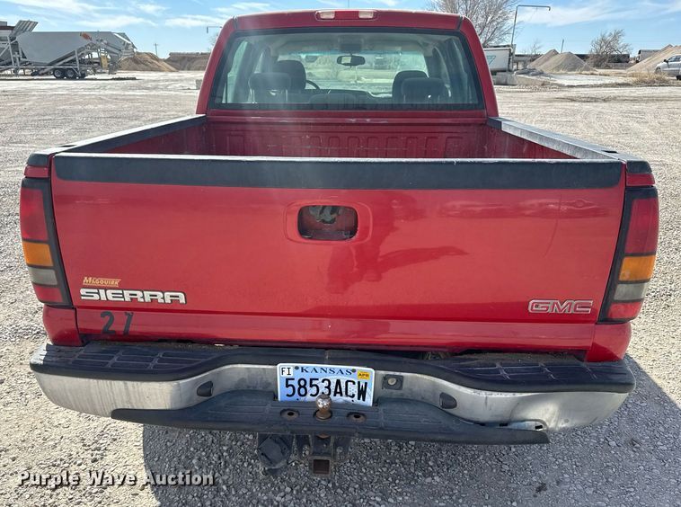 image for item NN9605 2007 GMC Sierra 1500 Crew Cab pickup truck