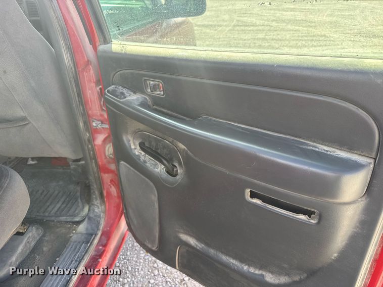 image for item NN9605 2007 GMC Sierra 1500 Crew Cab pickup truck