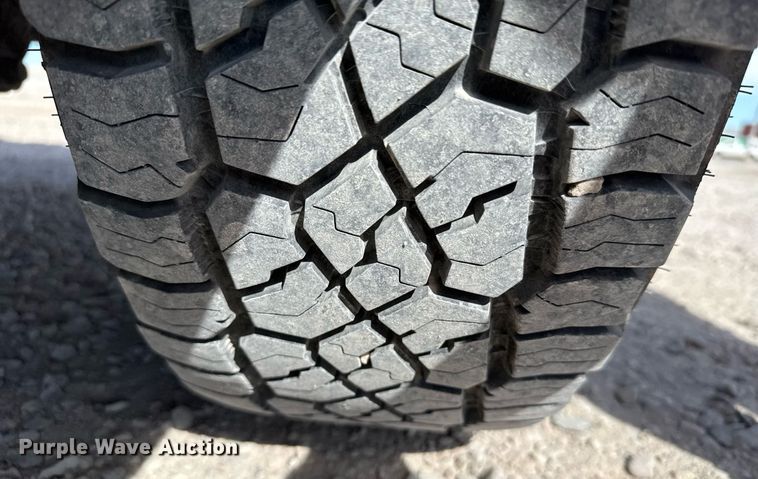 image for item NN9605 2007 GMC Sierra 1500 Crew Cab pickup truck