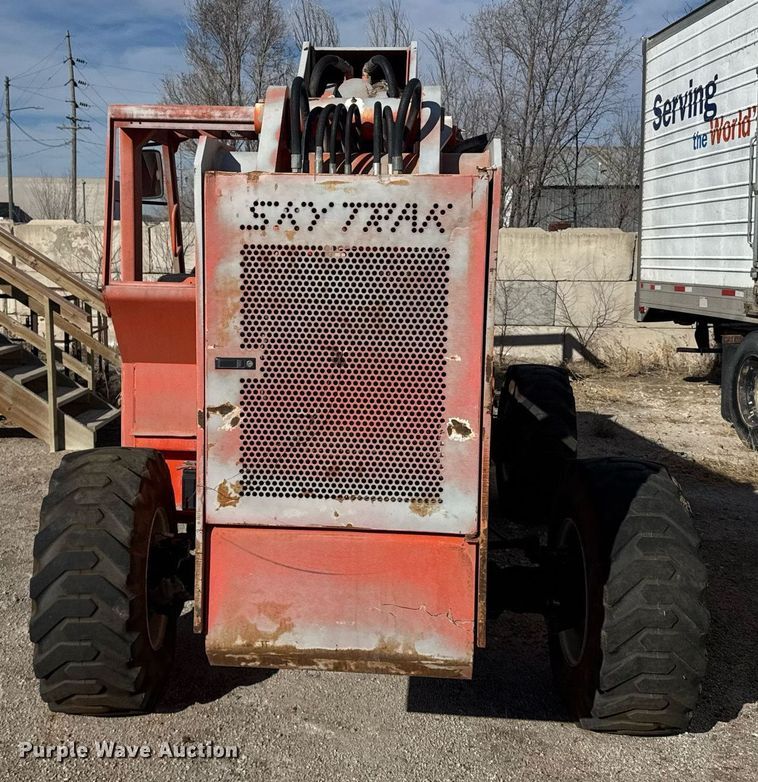 image for item NN9606 2002 Skytrak 5028 telehandler