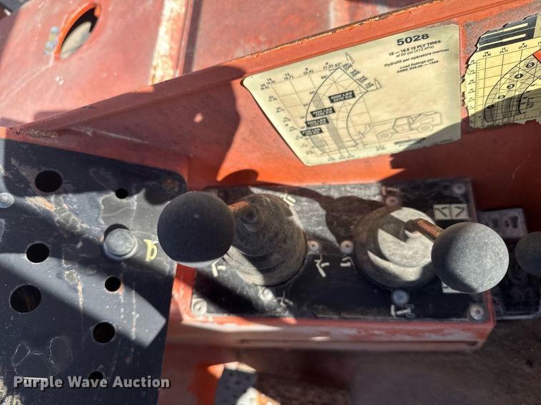 image for item NN9606 2002 Skytrak 5028 telehandler