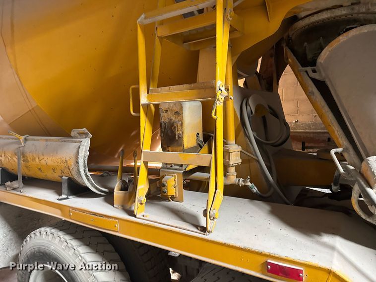 image for item NN9608 1980 Ford 8000 ready mix truck