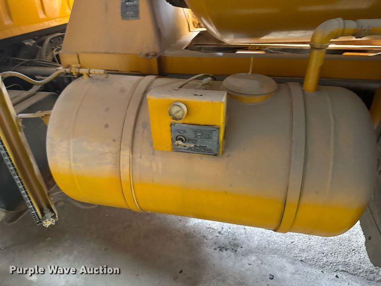 image for item NN9608 1980 Ford 8000 ready mix truck