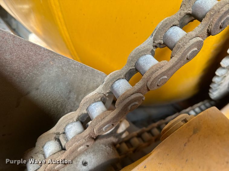 image for item NN9608 1980 Ford 8000 ready mix truck