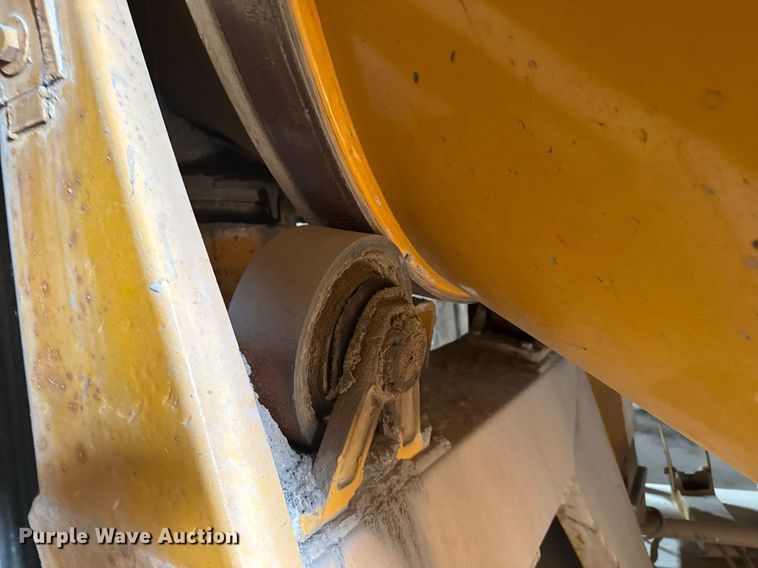 image for item NN9608 1980 Ford 8000 ready mix truck