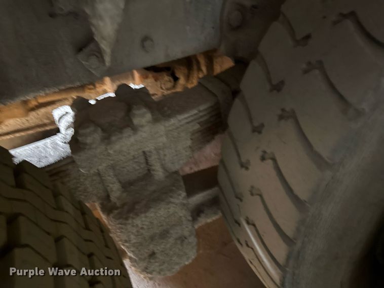 image for item NN9608 1980 Ford 8000 ready mix truck