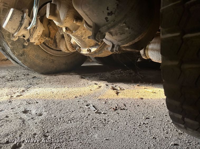 image for item NN9608 1980 Ford 8000 ready mix truck