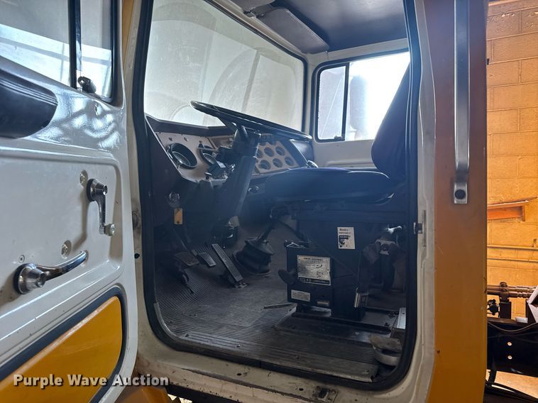 image for item NN9608 1980 Ford 8000 ready mix truck