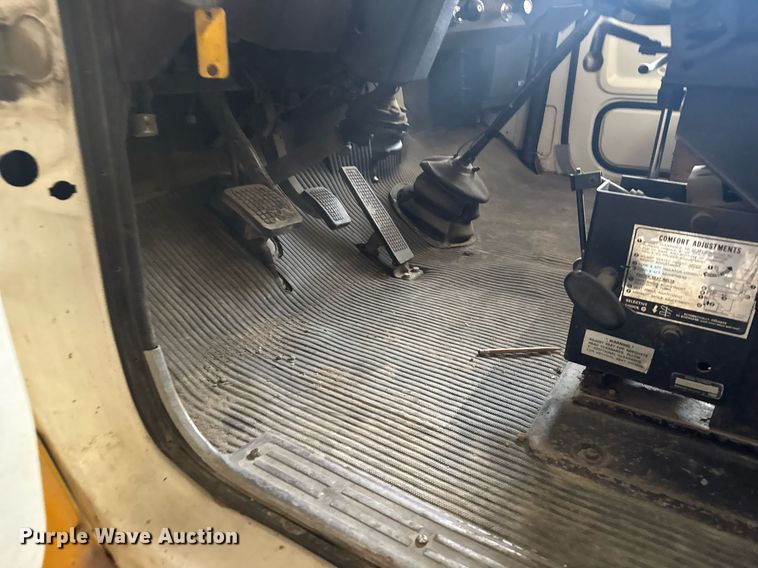 image for item NN9608 1980 Ford 8000 ready mix truck