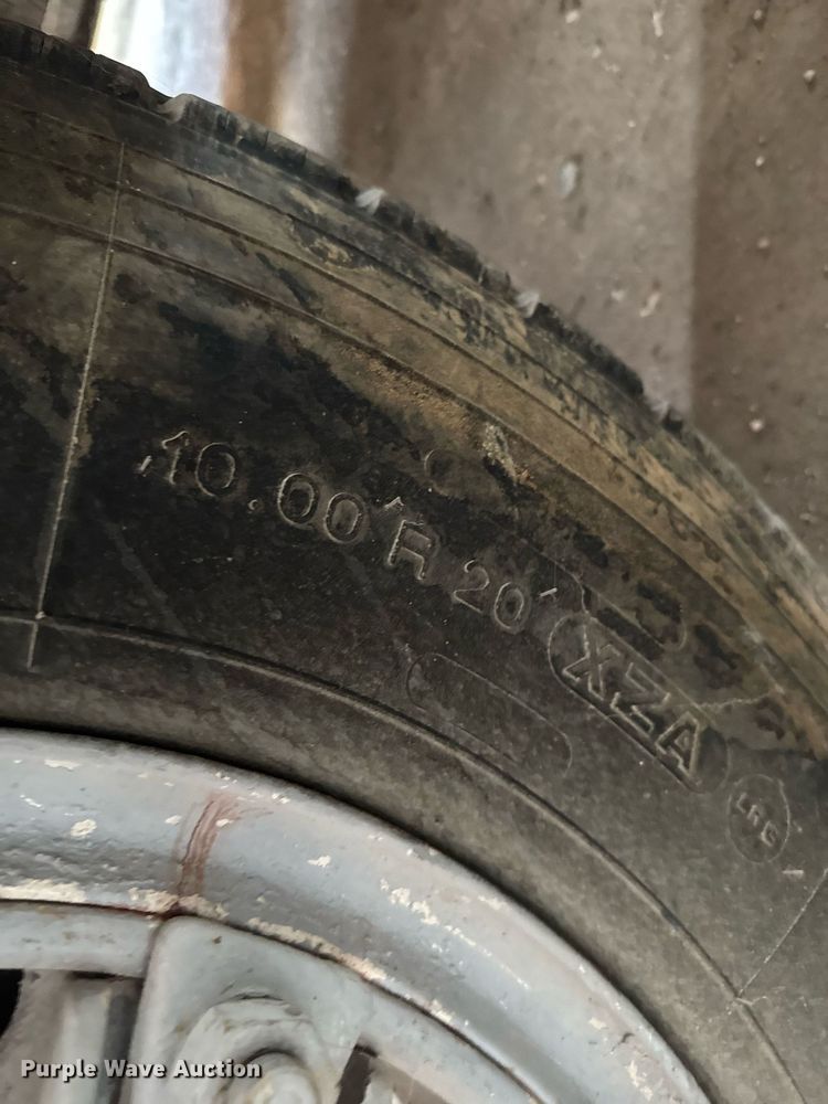 image for item NN9608 1980 Ford 8000 ready mix truck