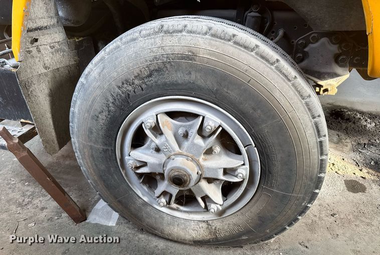 image for item NN9608 1980 Ford 8000 ready mix truck