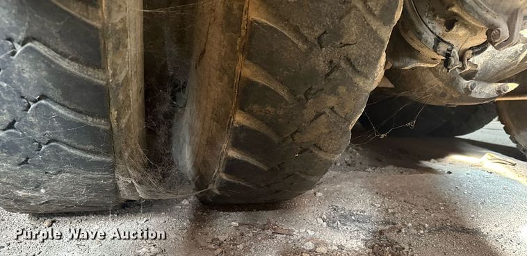 image for item NN9608 1980 Ford 8000 ready mix truck