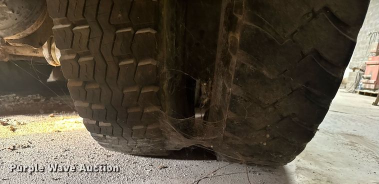 image for item NN9608 1980 Ford 8000 ready mix truck