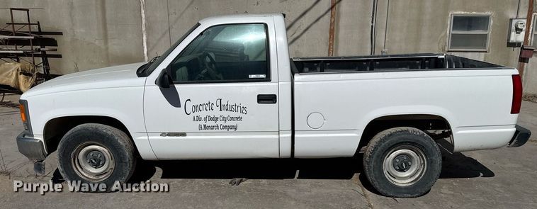 image for item NN9609 1997 Chevrolet C1500 pickup truck