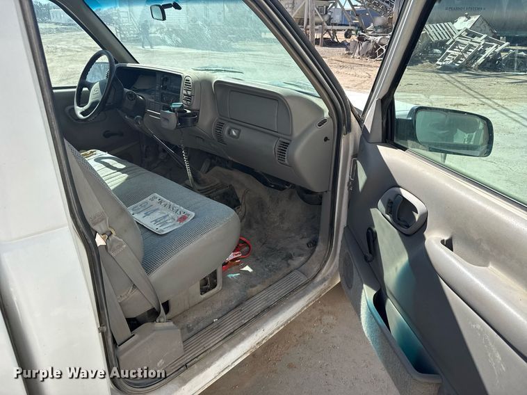image for item NN9609 1997 Chevrolet C1500 pickup truck