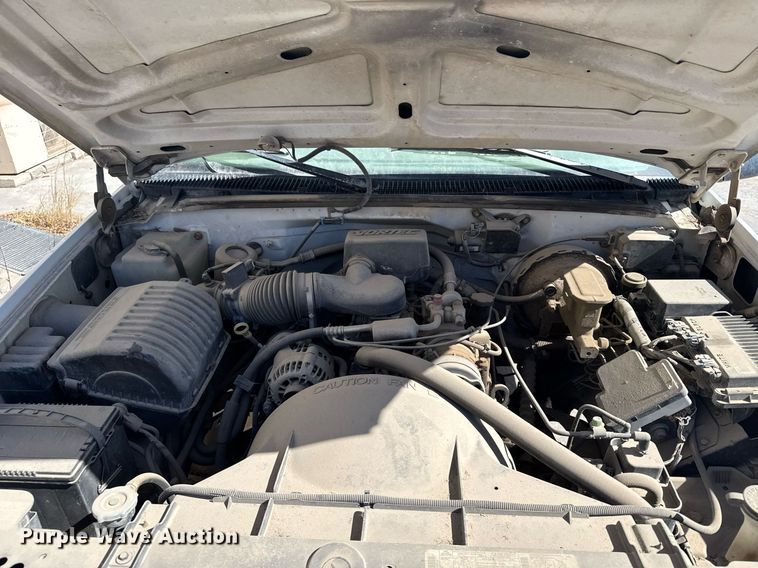 image for item NN9609 1997 Chevrolet C1500 pickup truck