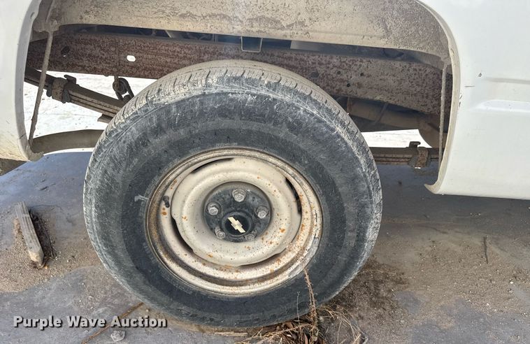 image for item NN9609 1997 Chevrolet C1500 pickup truck