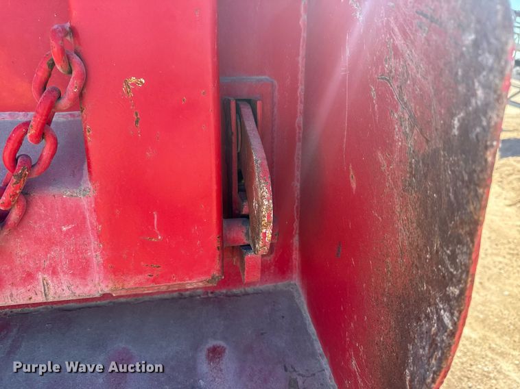 image for item NN9610 1990 White GMC dump truck