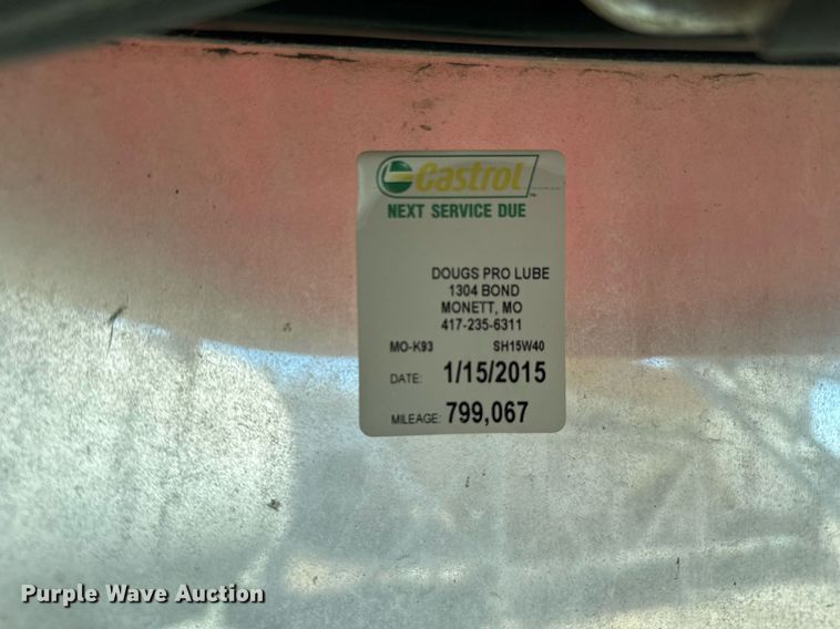 image for item NN9610 1990 White GMC dump truck