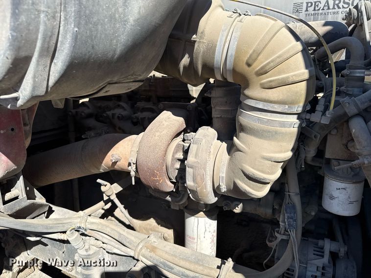 image for item NN9610 1990 White GMC dump truck