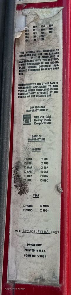 image for item NN9610 1990 White GMC dump truck