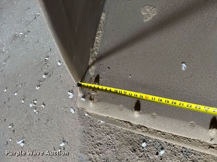 image for item NN9611 1997 John Deere 444H wheel loader