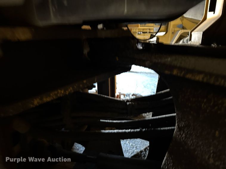 image for item NN9611 1997 John Deere 444H wheel loader