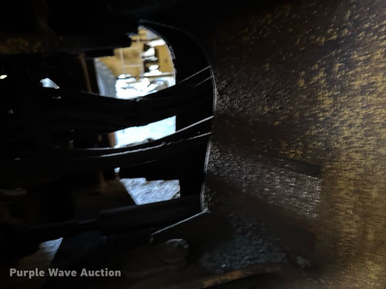 image for item NN9611 1997 John Deere 444H wheel loader