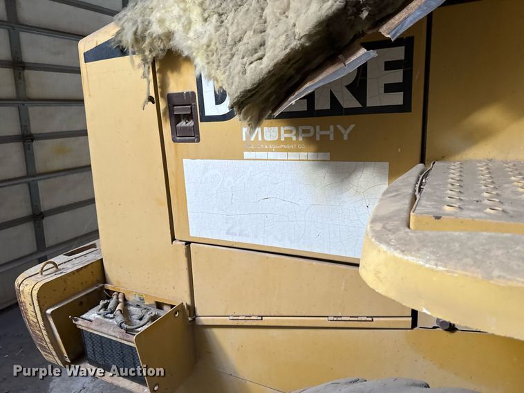 image for item NN9611 1997 John Deere 444H wheel loader