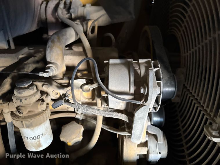 image for item NN9611 1997 John Deere 444H wheel loader