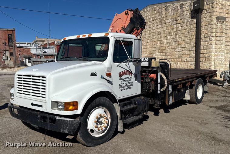 image for item NN9626 1999 International 4700 crane truck