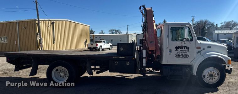 image for item NN9626 1999 International 4700 crane truck