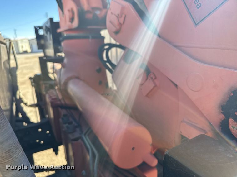 image for item NN9626 1999 International 4700 crane truck