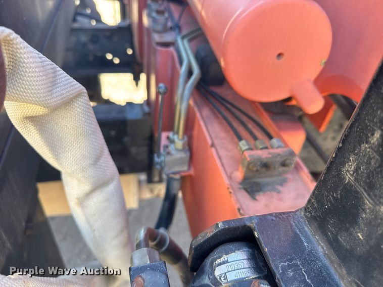 image for item NN9626 1999 International 4700 crane truck