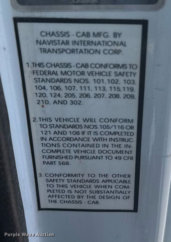 image for item NN9626 1999 International 4700 crane truck