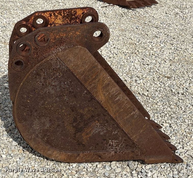 image for item OB9395 Hensley JD318MD4100 excavator bucket