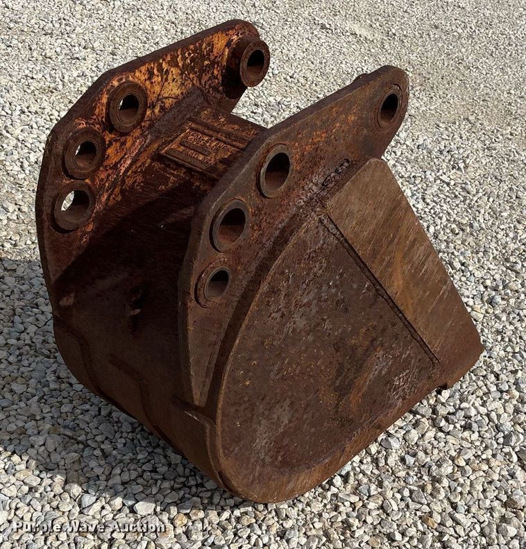 image for item OB9395 Hensley JD318MD4100 excavator bucket