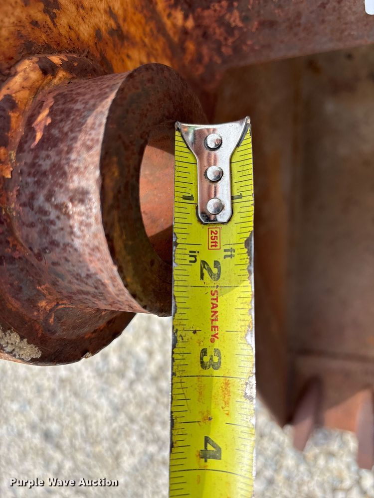 image for item OB9395 Hensley JD318MD4100 excavator bucket