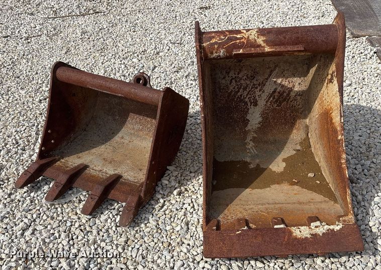 image for item OB9396 (2) excavator buckets