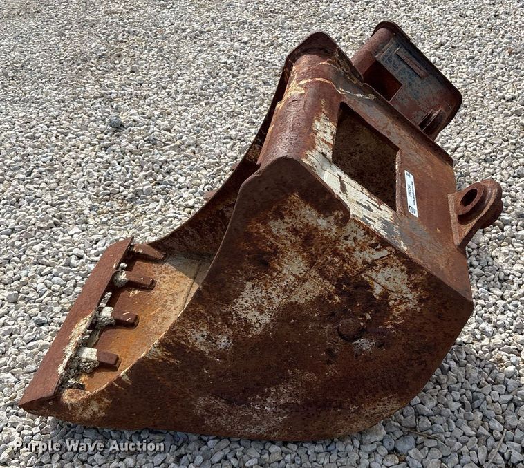 image for item OB9396 (2) excavator buckets