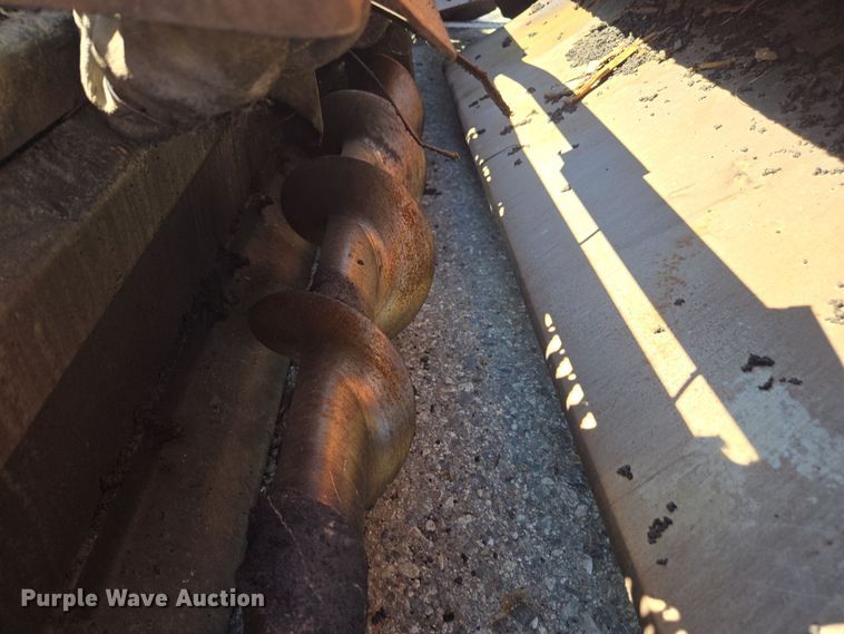 image for item YA0322 Gilcrest ProPaver 8-13RT paver