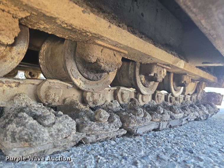 image for item YA0322 Gilcrest ProPaver 8-13RT paver