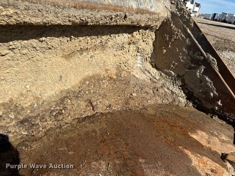 image for item YA0328 2022 Manitou 2150RT tracked skid steer loader