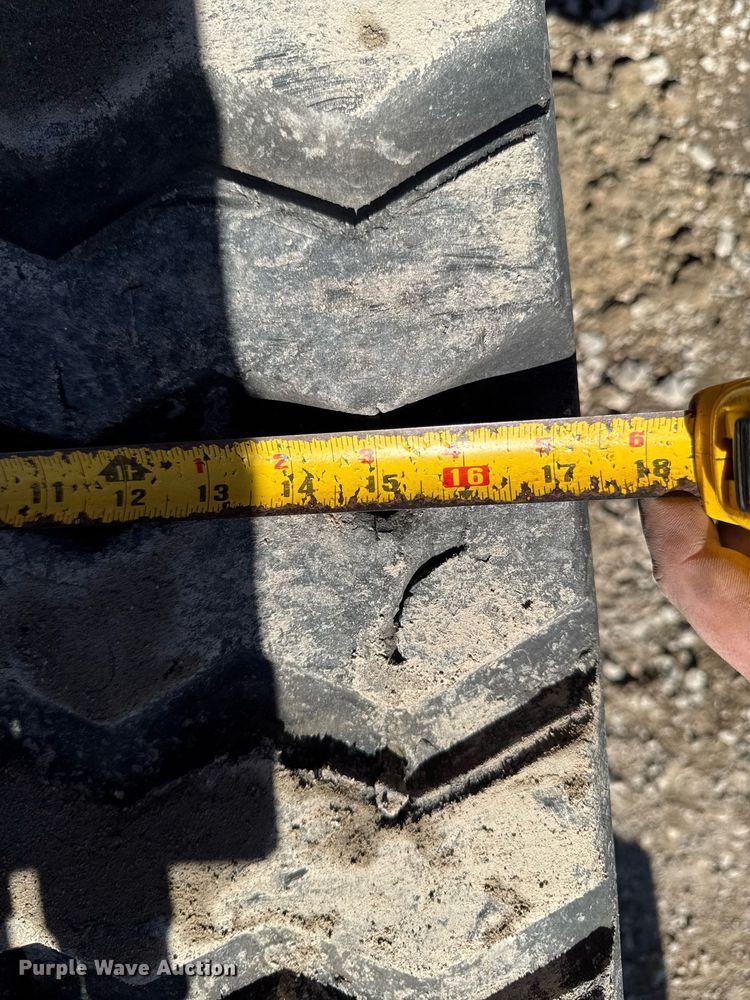 image for item YA0328 2022 Manitou 2150RT tracked skid steer loader