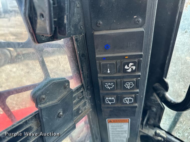 image for item YA0329 2022 Manitou 1650RT tracked skid steer loader