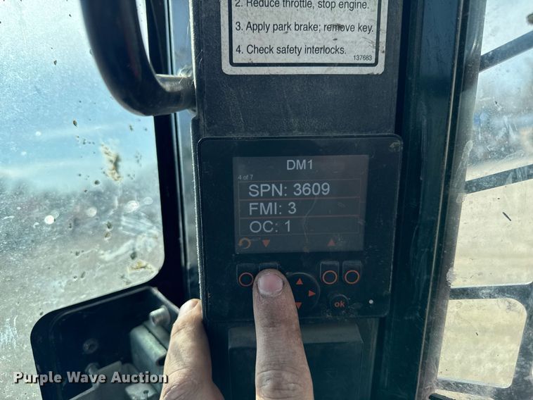 image for item YA0329 2022 Manitou 1650RT tracked skid steer loader