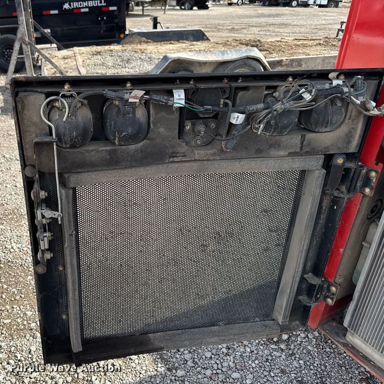 image for item YA0329 2022 Manitou 1650RT tracked skid steer loader